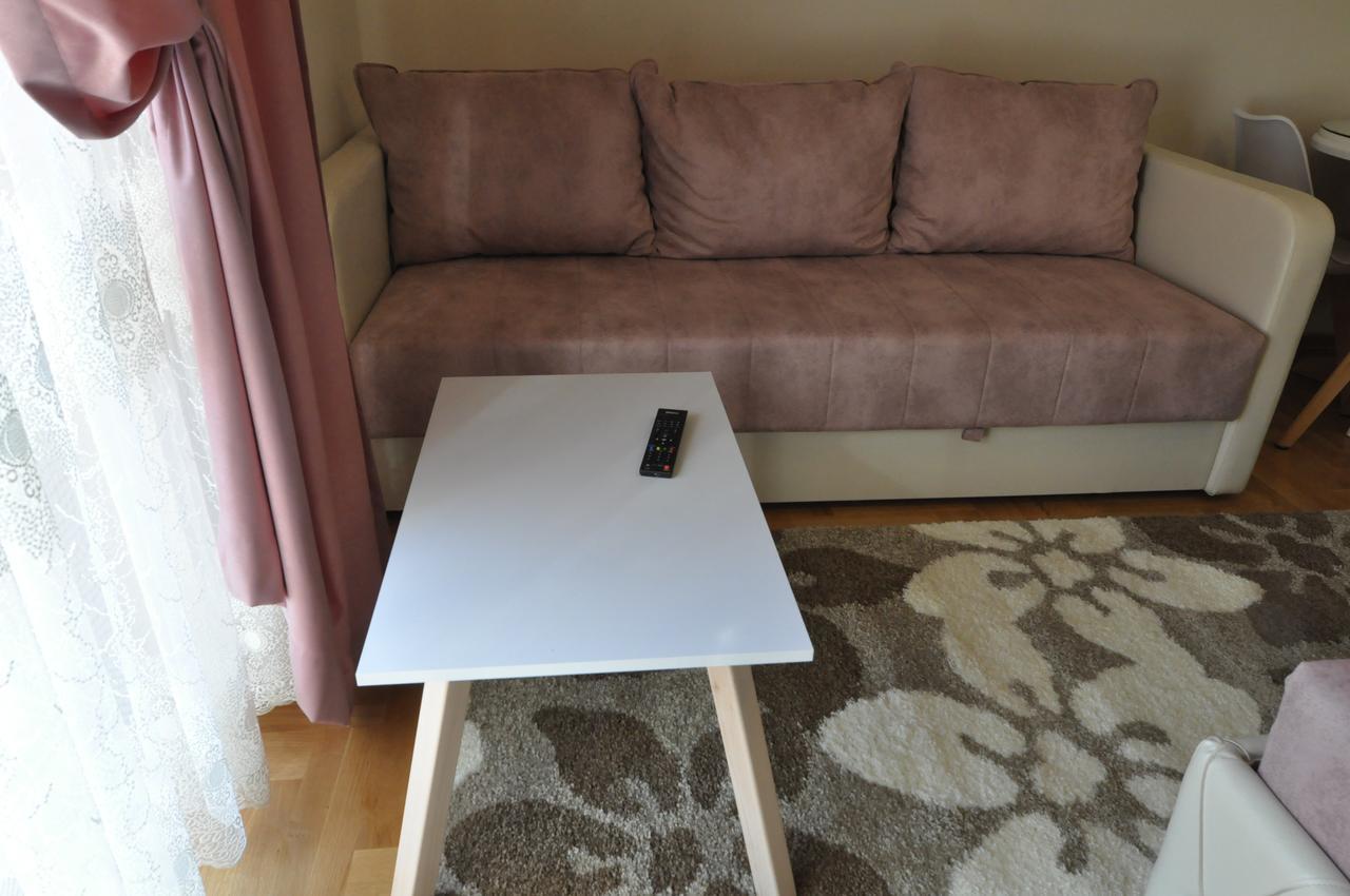 Alex 2 Apartman Vrnjačka Banja الغرفة الصورة
